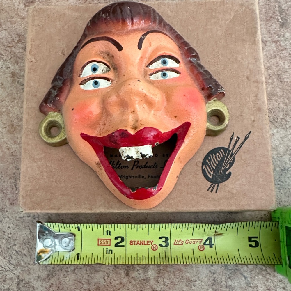 Vintage Wilton Products Inc Double Eyed Lady bottle opener! Original Box